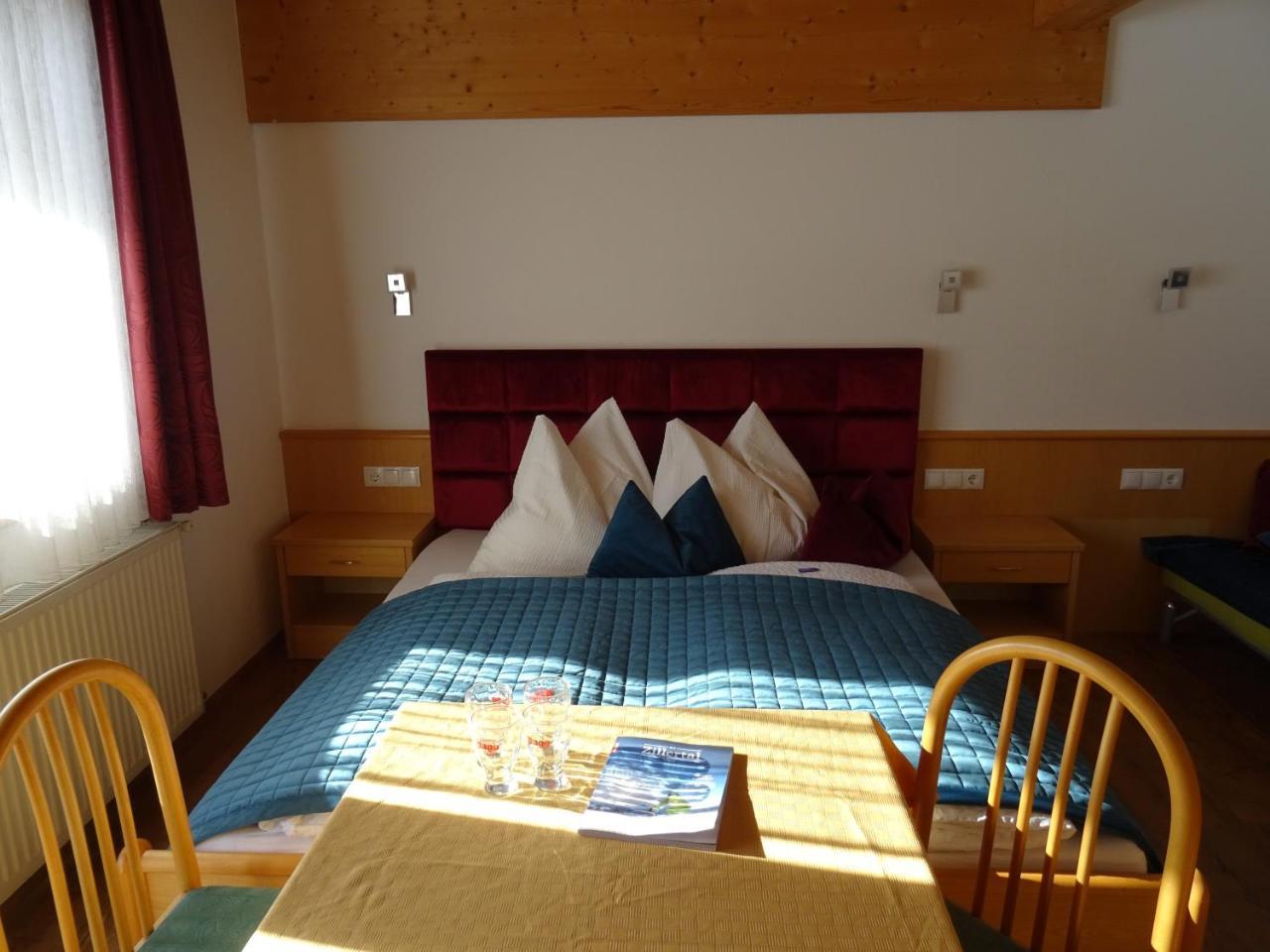 Hotel Restaurant Rosengarten Zell am Ziller Ngoại thất bức ảnh